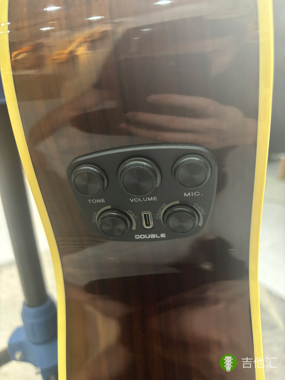 雅马哈FG830拾音器实拍图