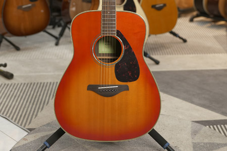 雅马哈FG830 二手95新