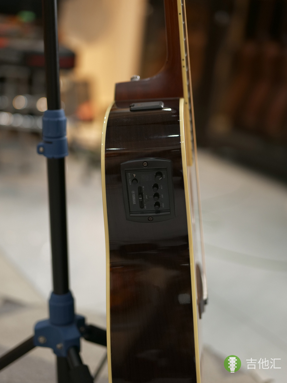 雅马哈FGX830C 拾音器实拍图