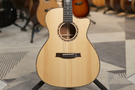 艾瑞达星火 全新展琴