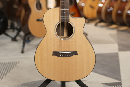 艾瑞达EB16C 全新微瑕福利面单