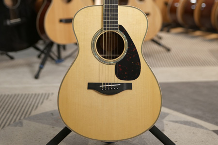 全新展琴雅马哈LS16 IKM180129