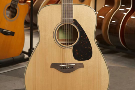 雅马哈FG820 全新展琴