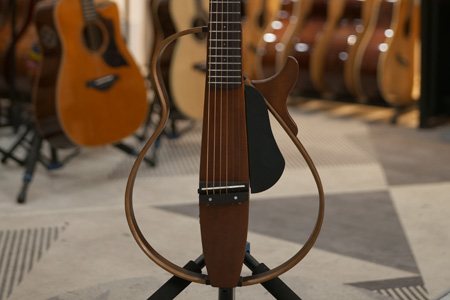 雅马哈SLG200S 二手95新 HOM270230