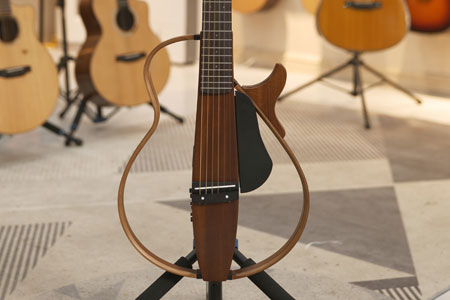 雅马哈SLG200S 二手99新 IJJ220045