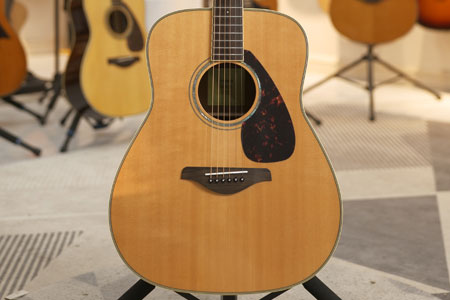 雅马哈FG830 二手95新 IIK241590