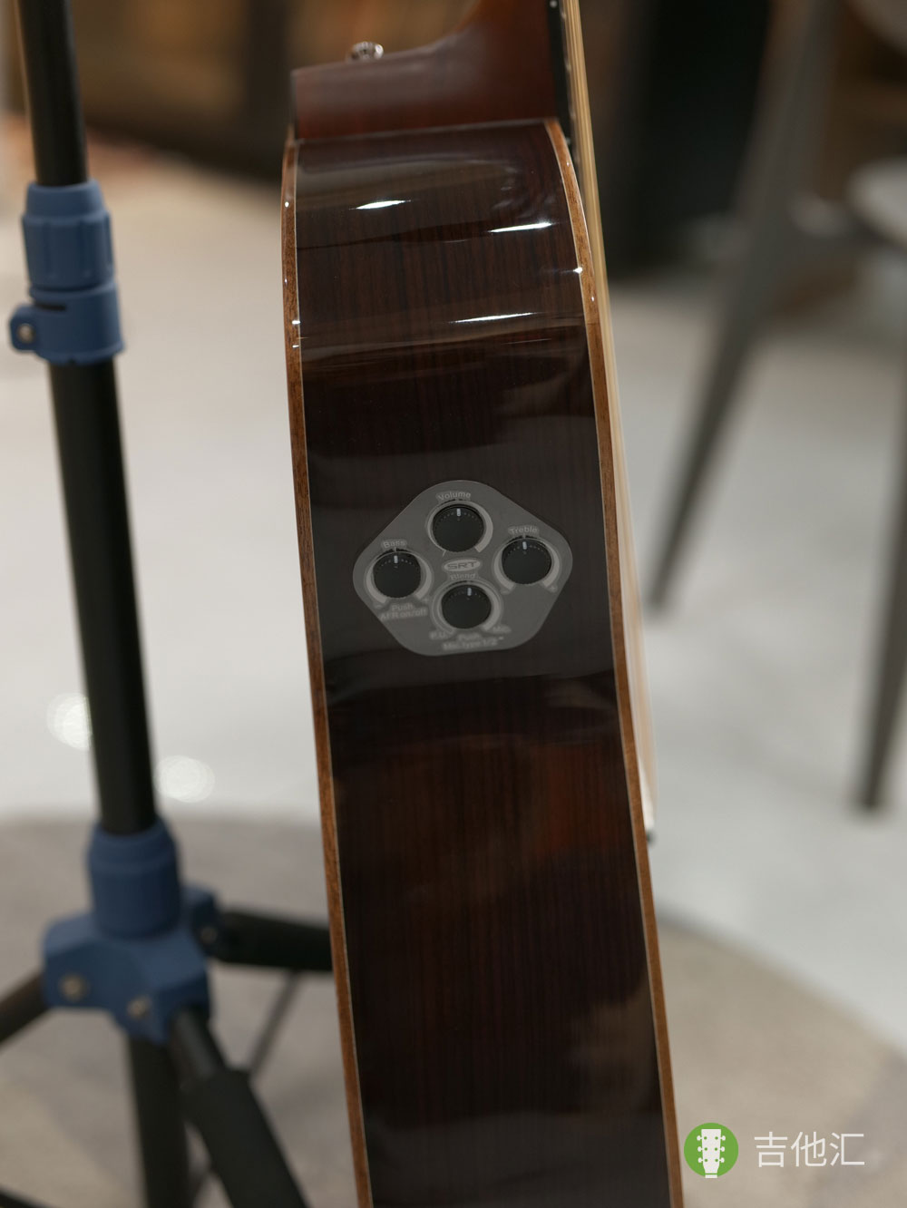 雅马哈A3R 拾音器实拍图
