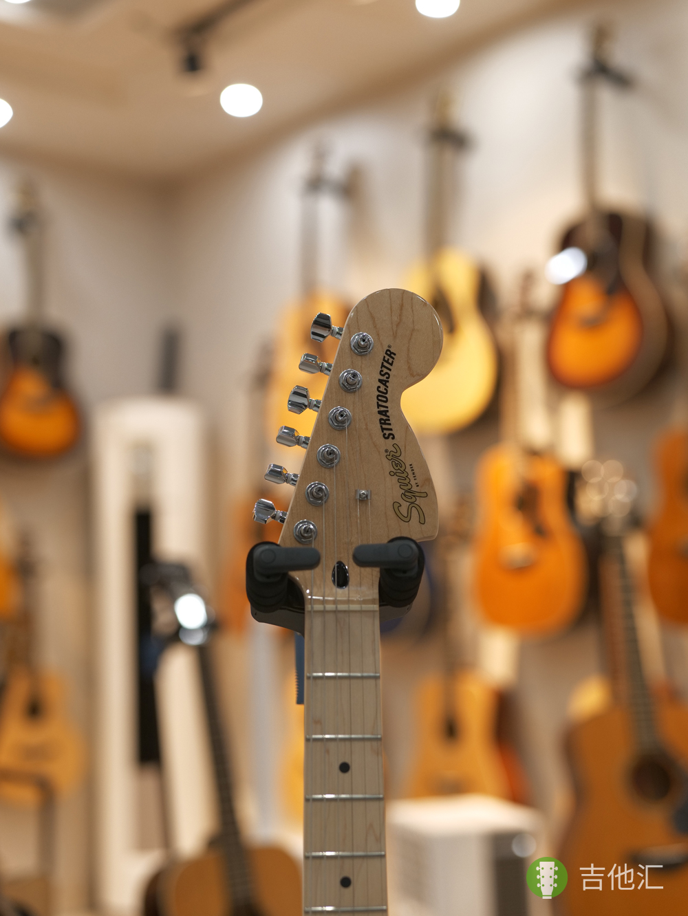Fender芬达ST 琴头实拍图