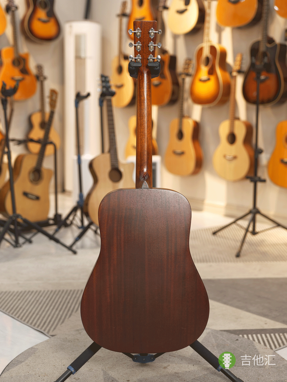 伊斯特曼E1D 背面实拍图