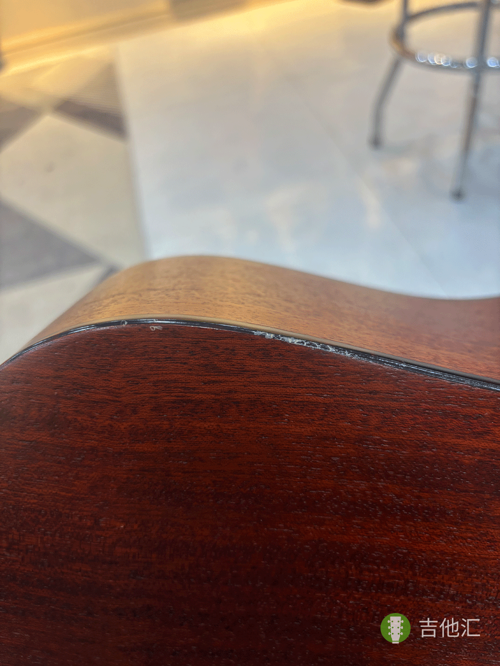 伊斯特曼E1D 包边磕碰实拍图