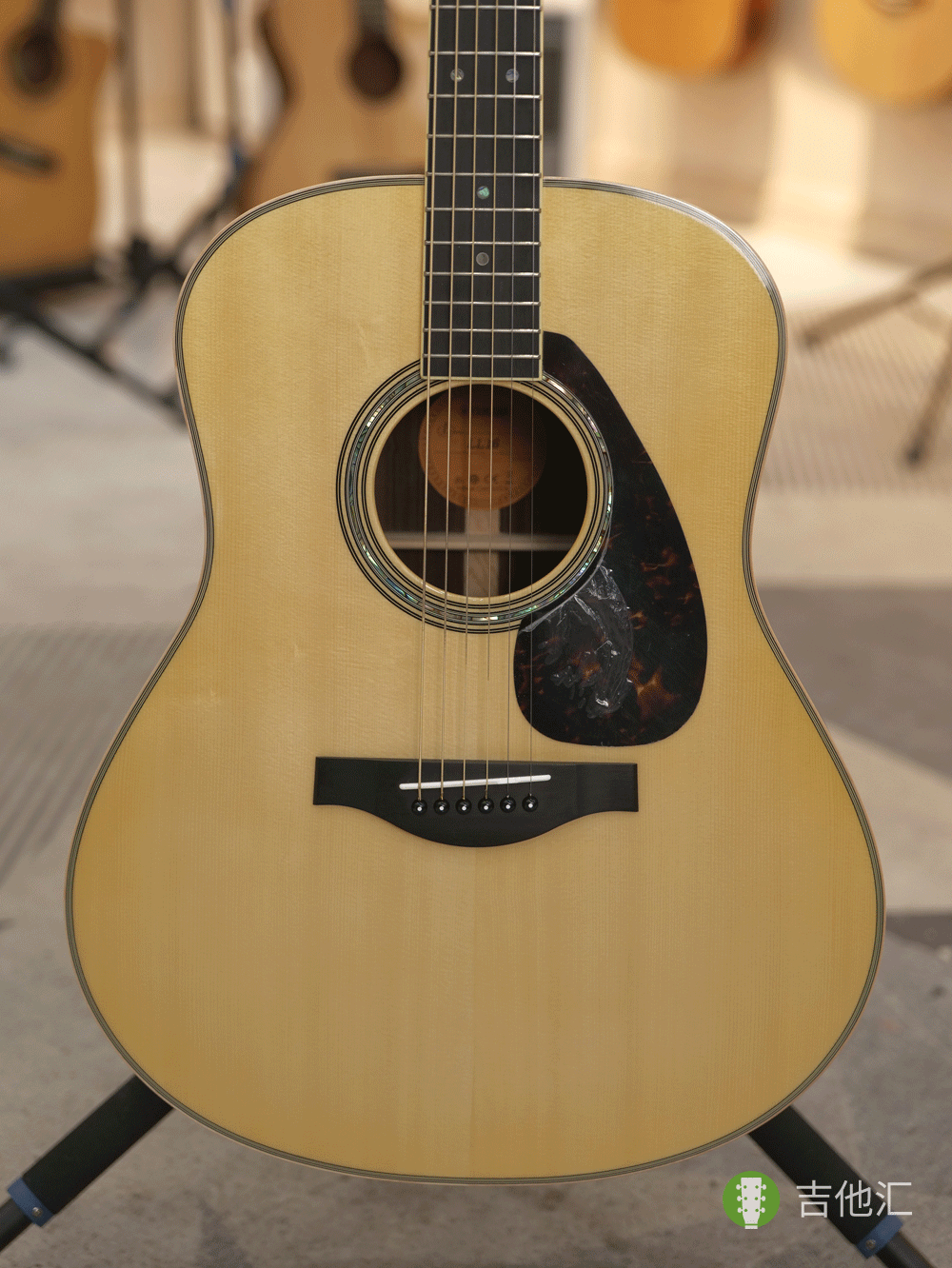 雅马哈LL16 面板实拍图