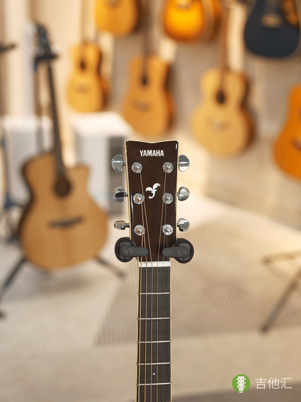 雅马哈FG830 琴头实拍图