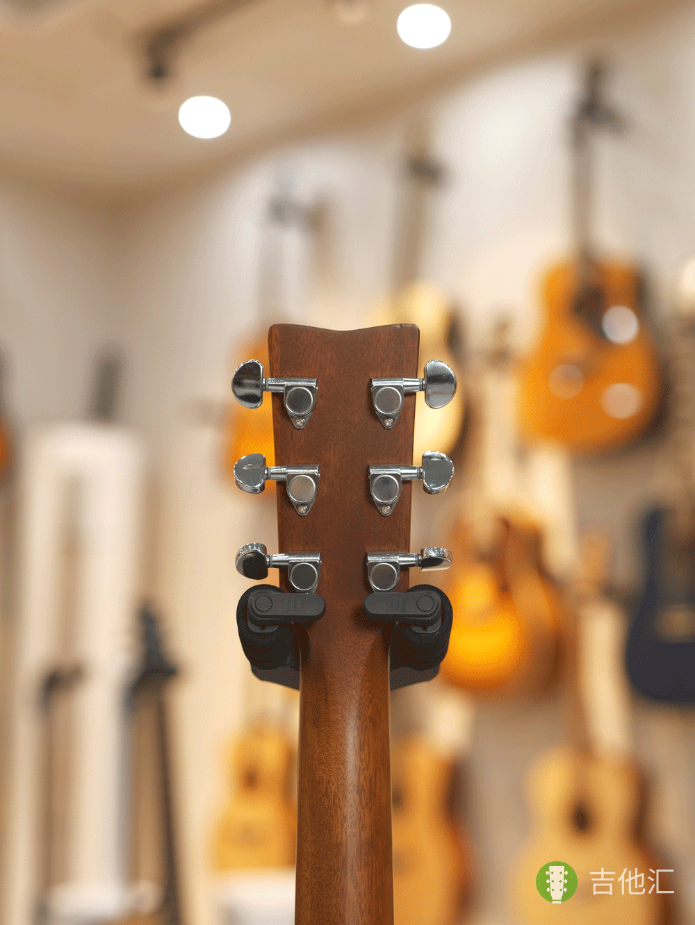 雅马哈FG830 弦钮实拍图