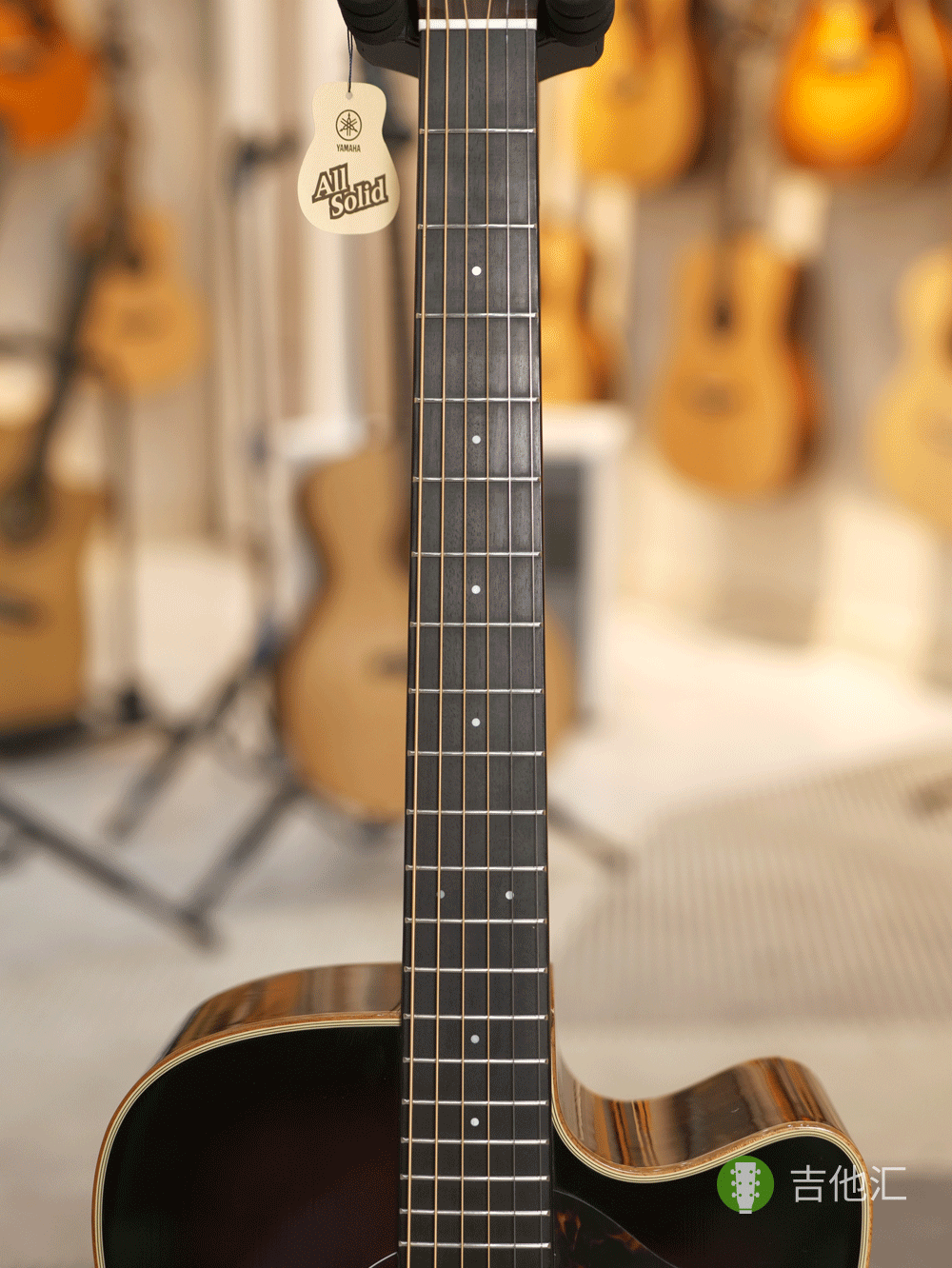 雅马哈A3R 指板实拍图