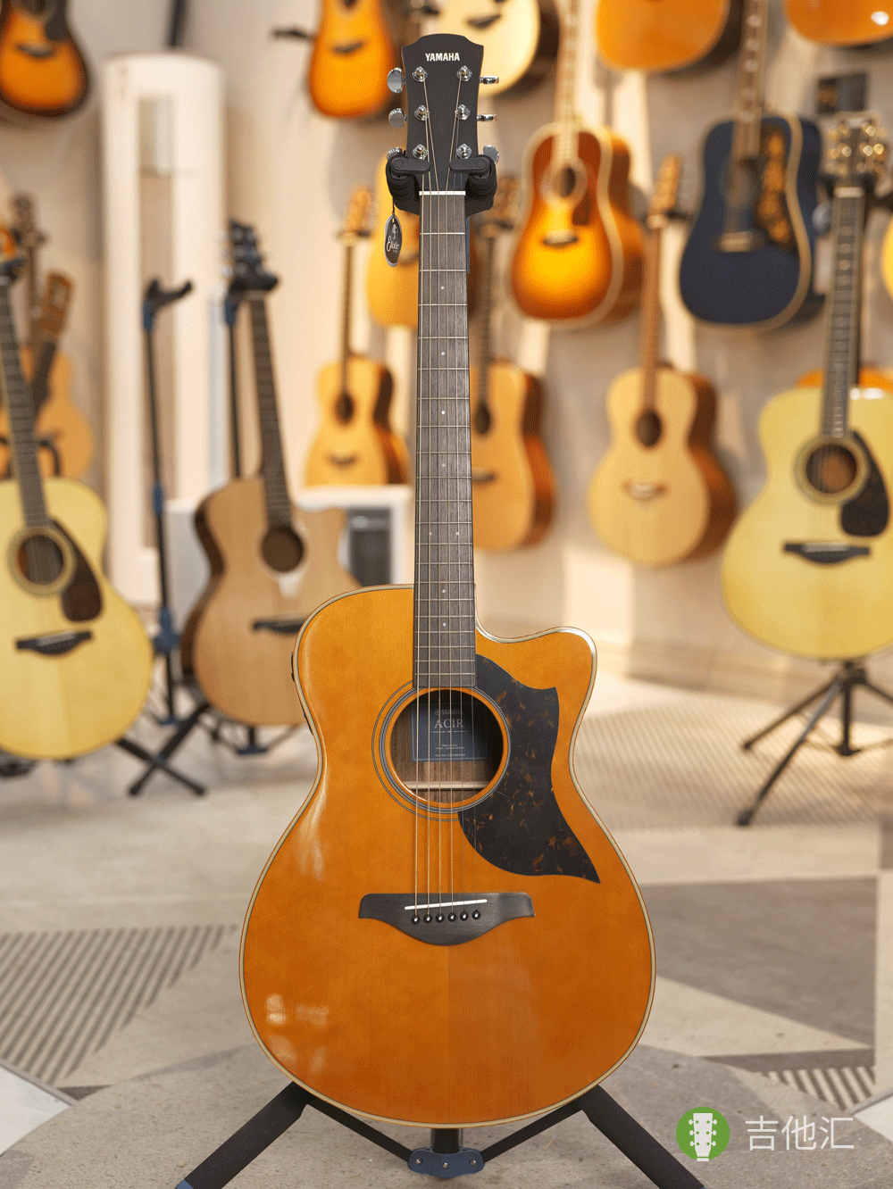 雅马哈AC1R 正面实拍图