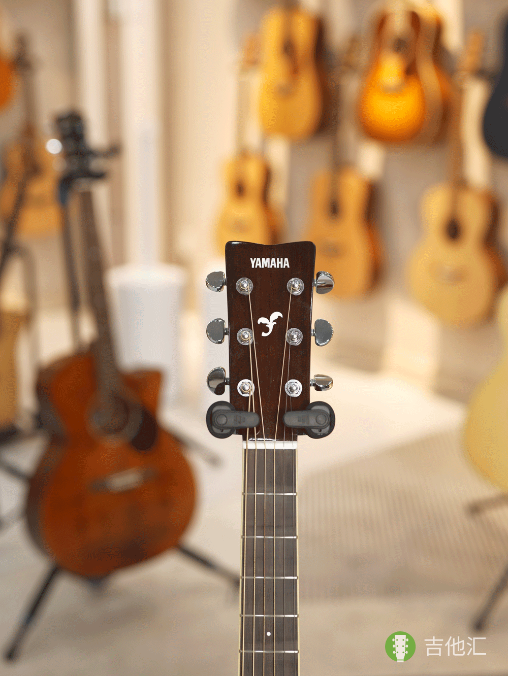 雅马哈FGTA 琴头实拍图