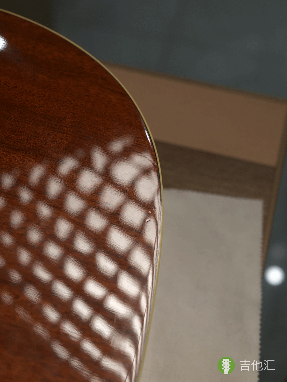 雅马哈FGTA 背板磕碰实拍图