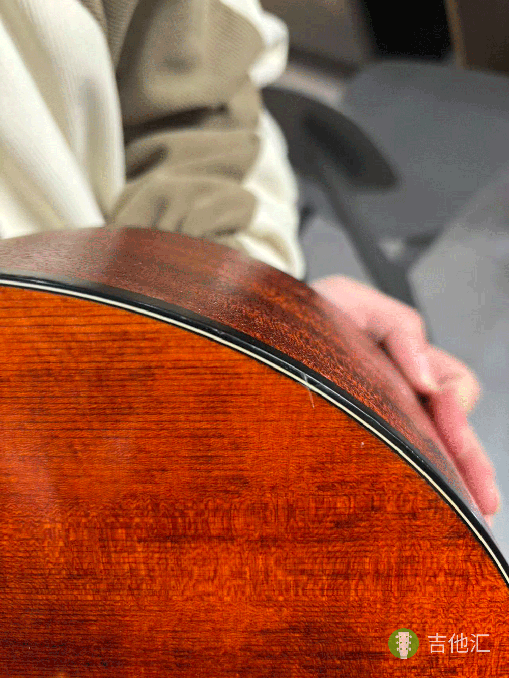 伊斯特曼PCH1 包边磕碰实拍图