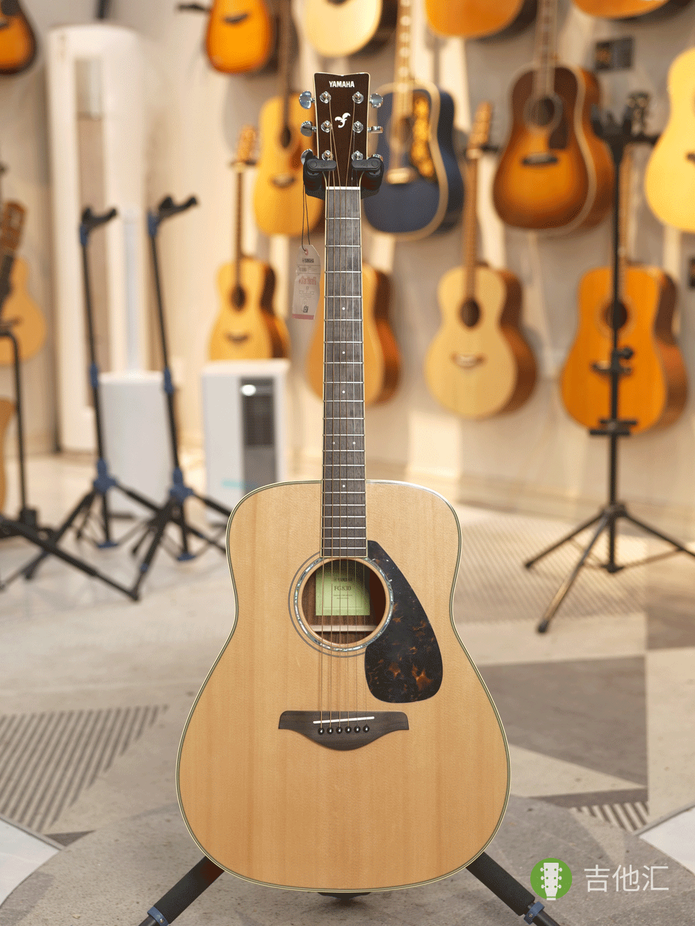 雅马哈FG830 正面实拍图