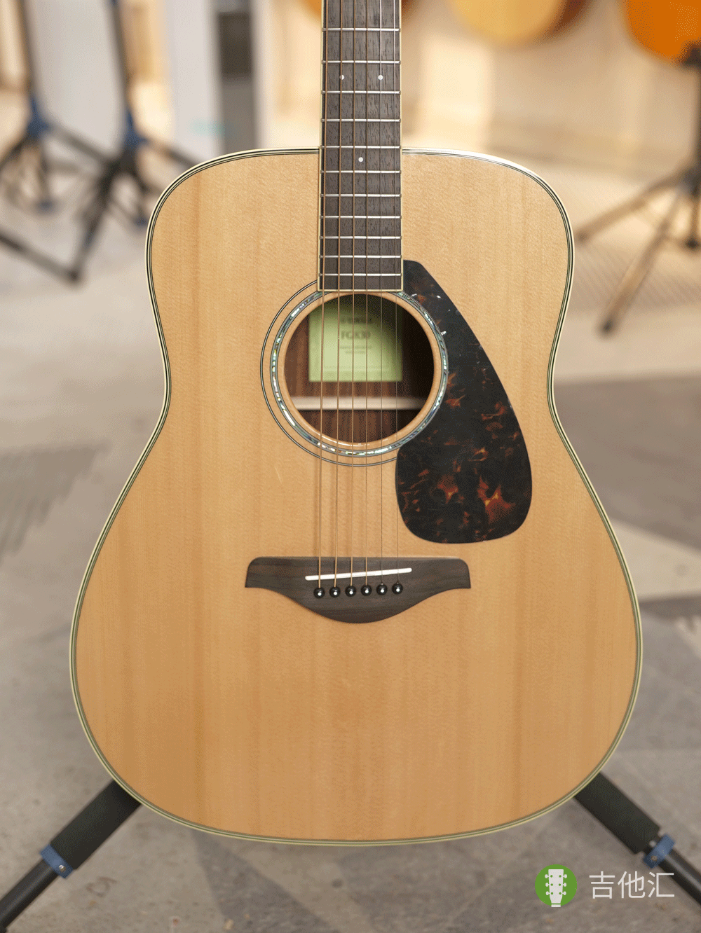 雅马哈FG830 面板实拍图