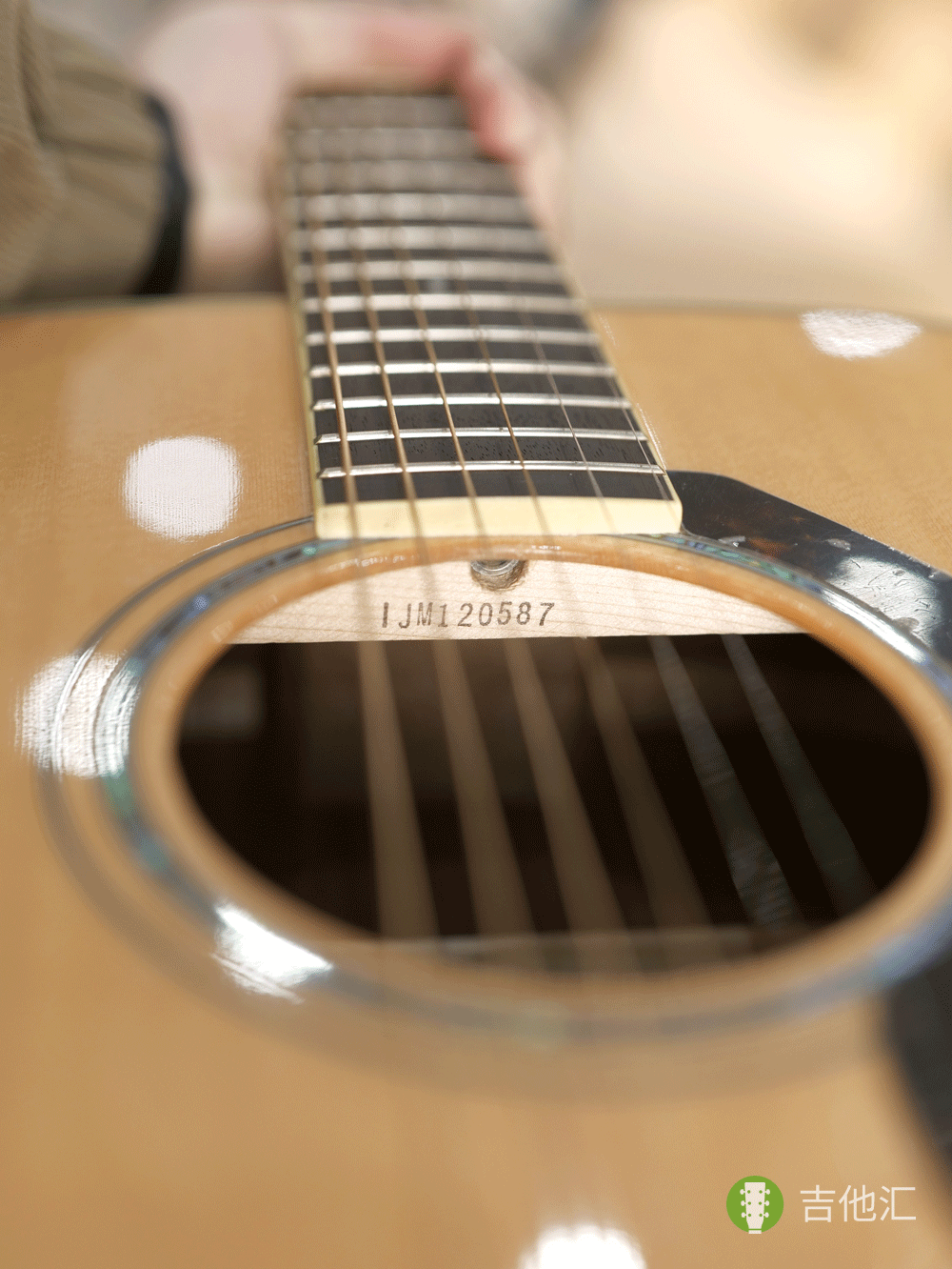 雅马哈FG830 音孔编码实拍图