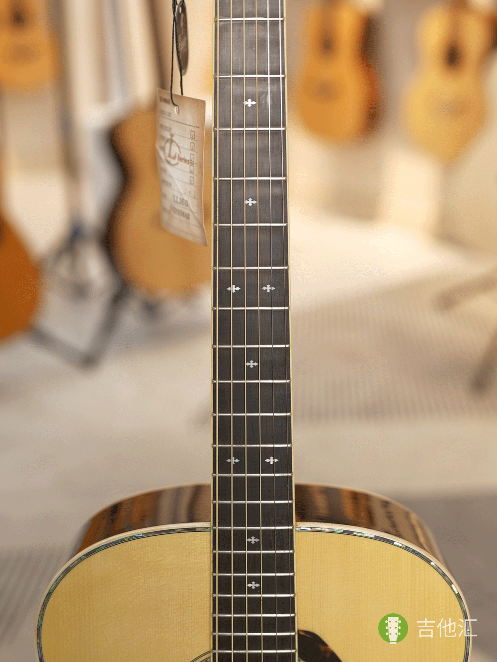 雅马哈LL16D 指板实拍图