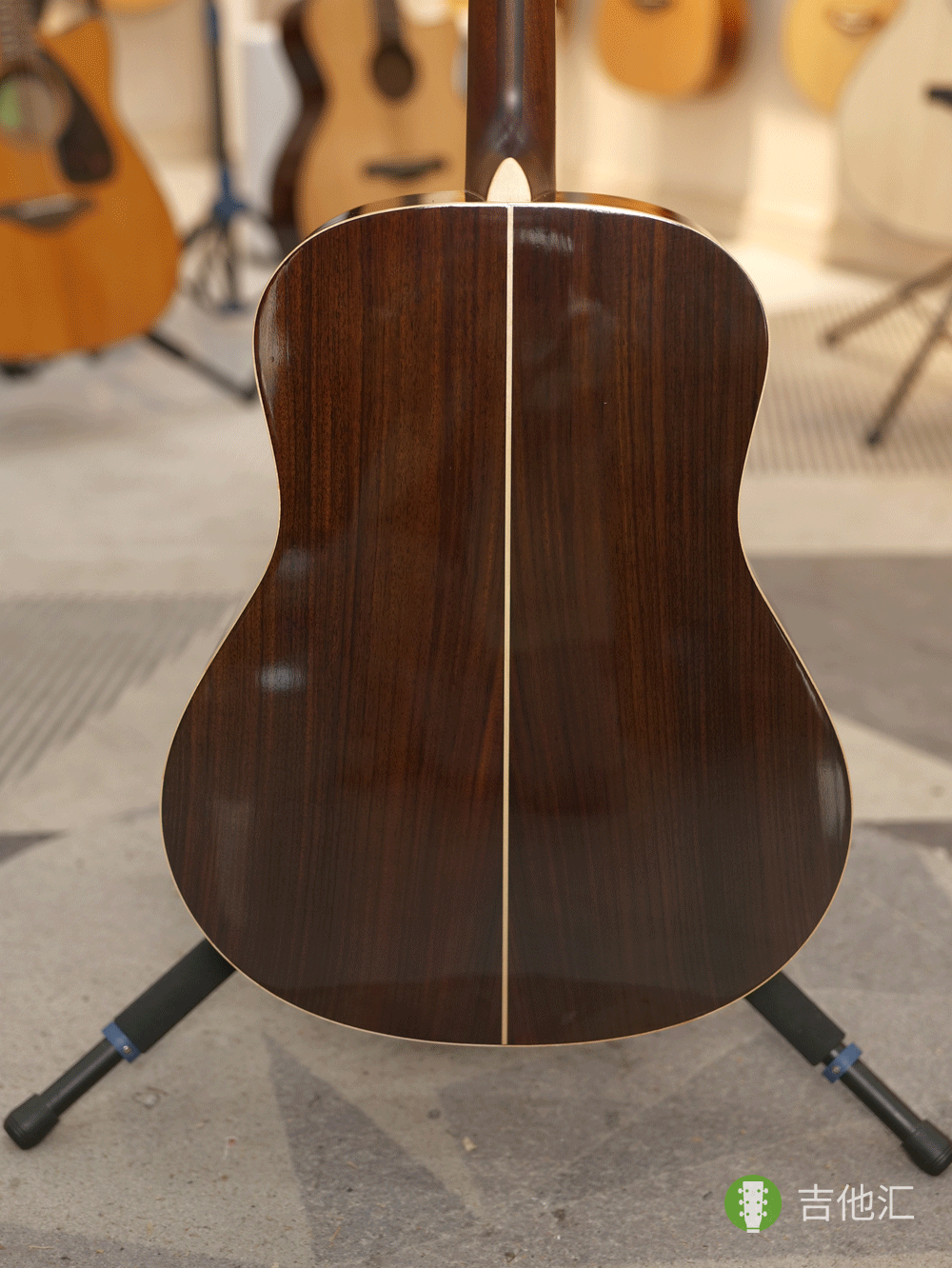 雅马哈LL16D 背板实拍图