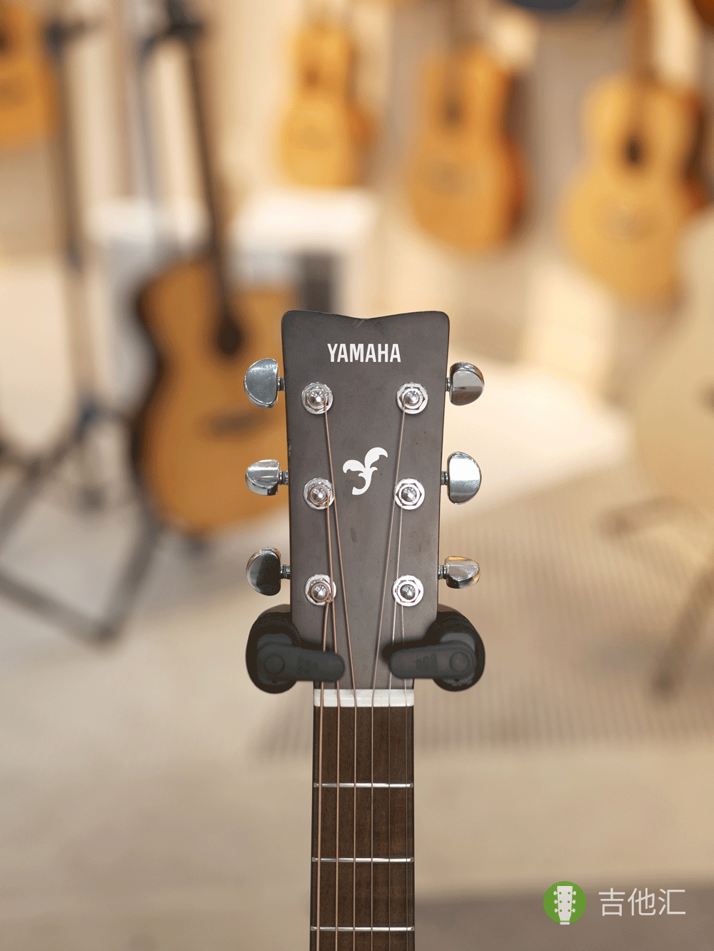 雅马哈FGX800CVN 琴头实拍图