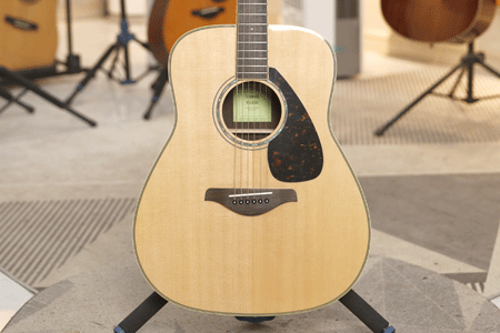 雅马哈FG830 二手95新 IIN071609