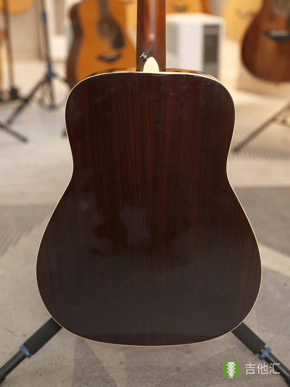 雅马哈FG830 背板实拍图