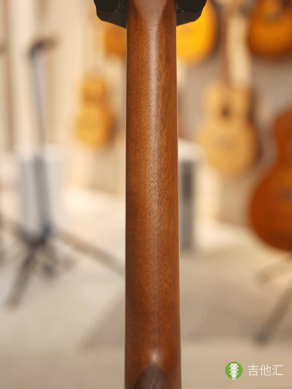 雅马哈FG830 琴颈实拍图