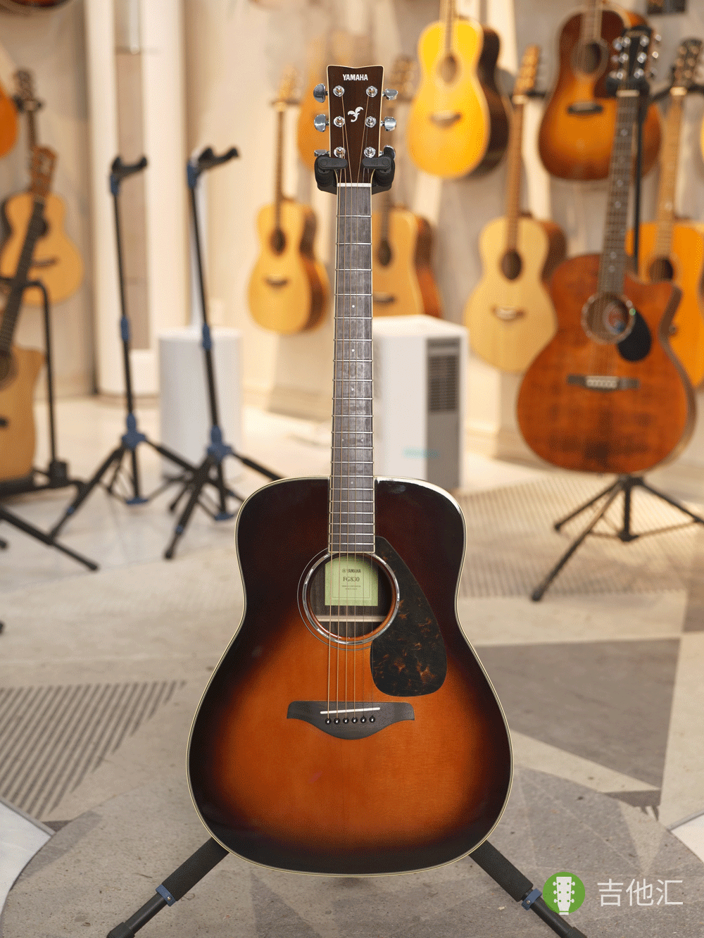 雅马哈FG830 正面实拍图