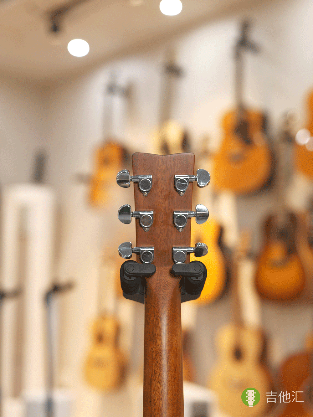 雅马哈FG830 弦钮实拍图