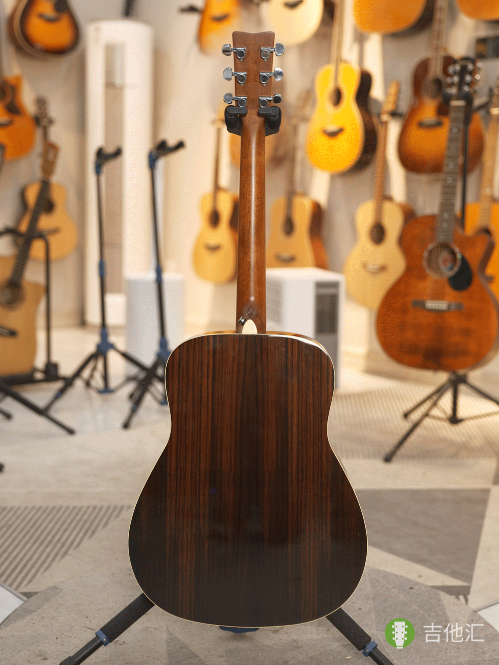 雅马哈FG830 背面实拍图