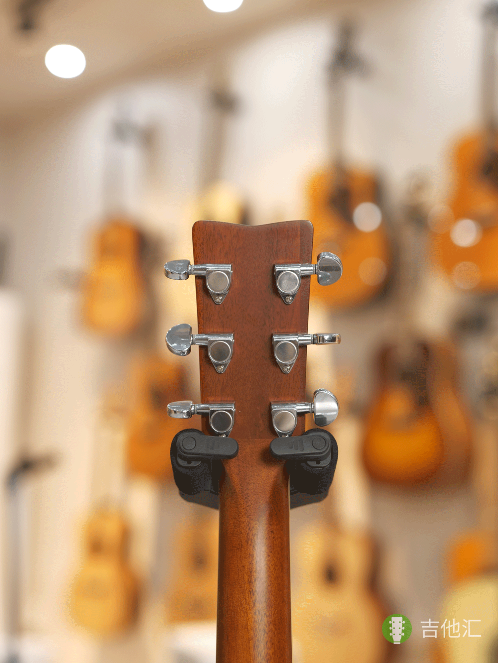 雅马哈FG830 弦钮实拍图