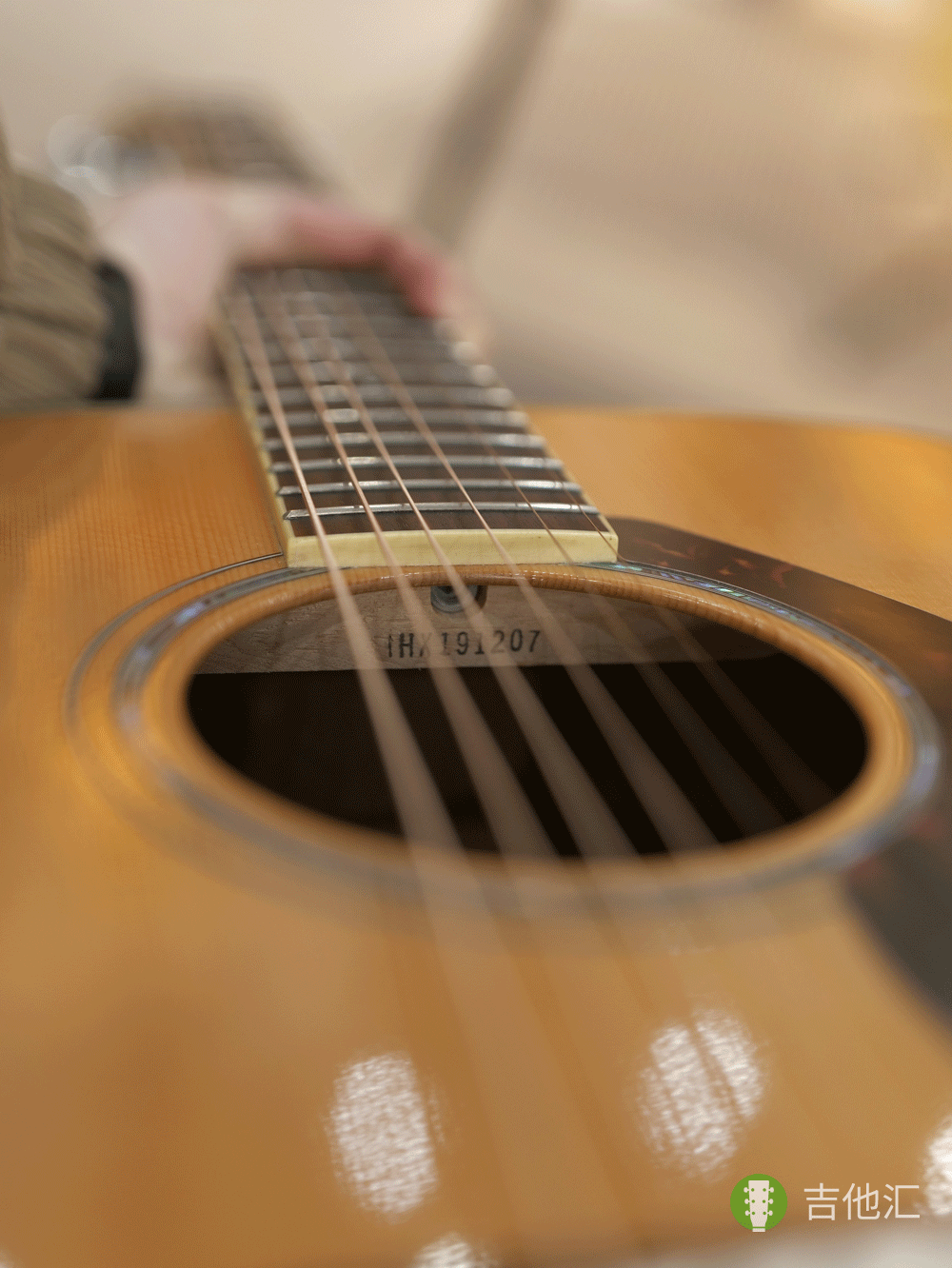 雅马哈FG830 音孔编码实拍图