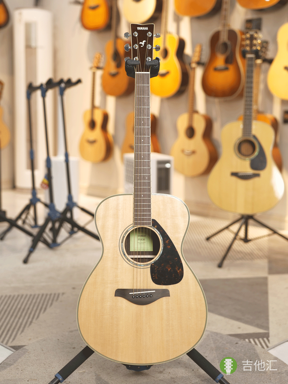 雅马哈FS830 正面实拍图