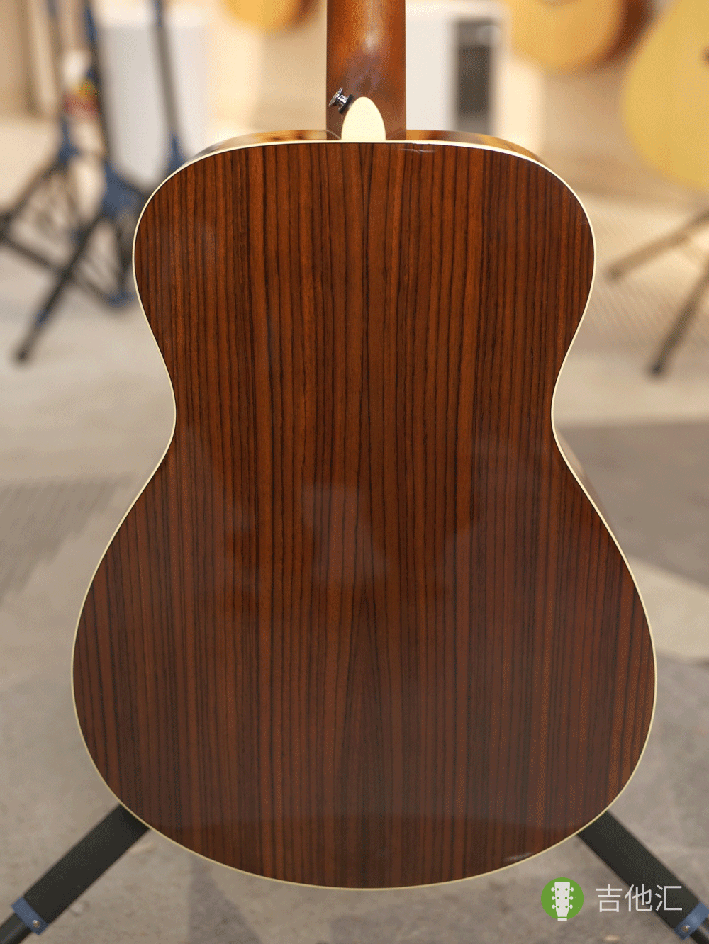 雅马哈FS830 背板实拍图