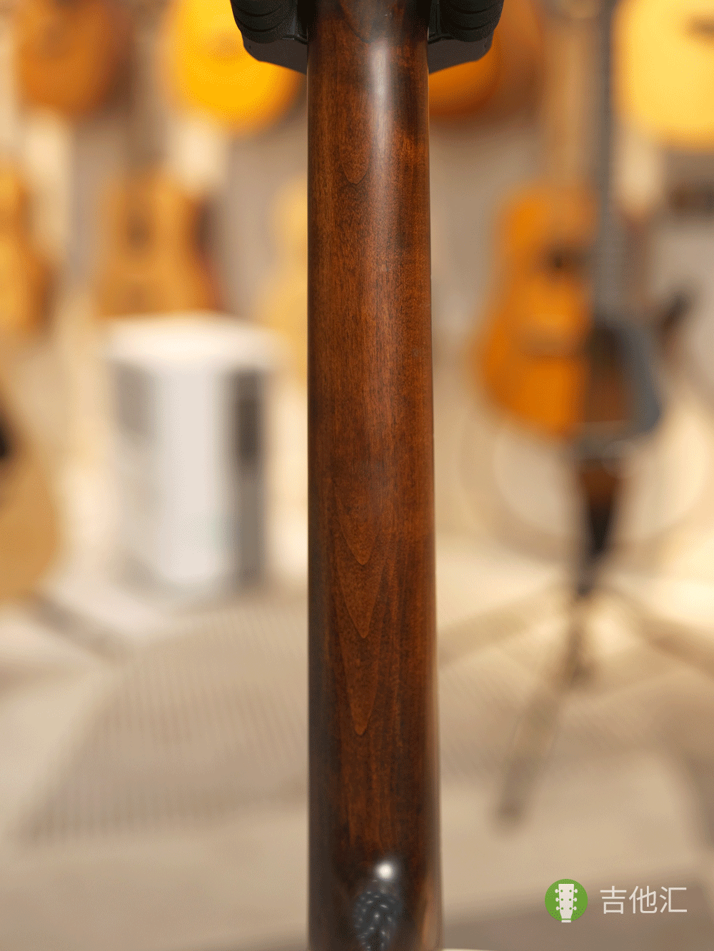 伊斯特曼PCH2 琴颈实拍图