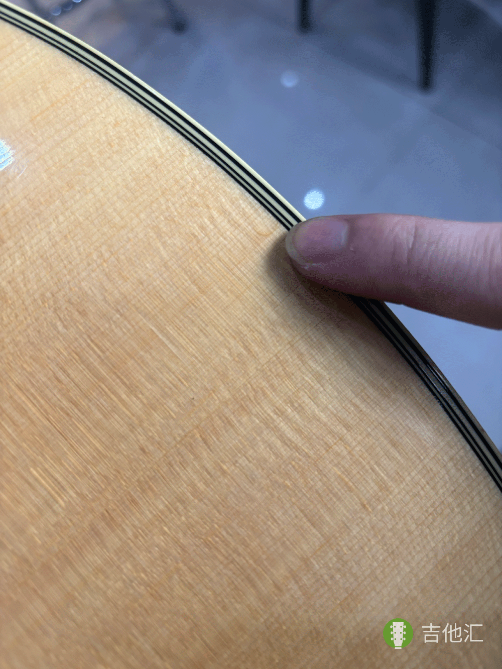 雅马哈FS830 面板磕碰实拍图