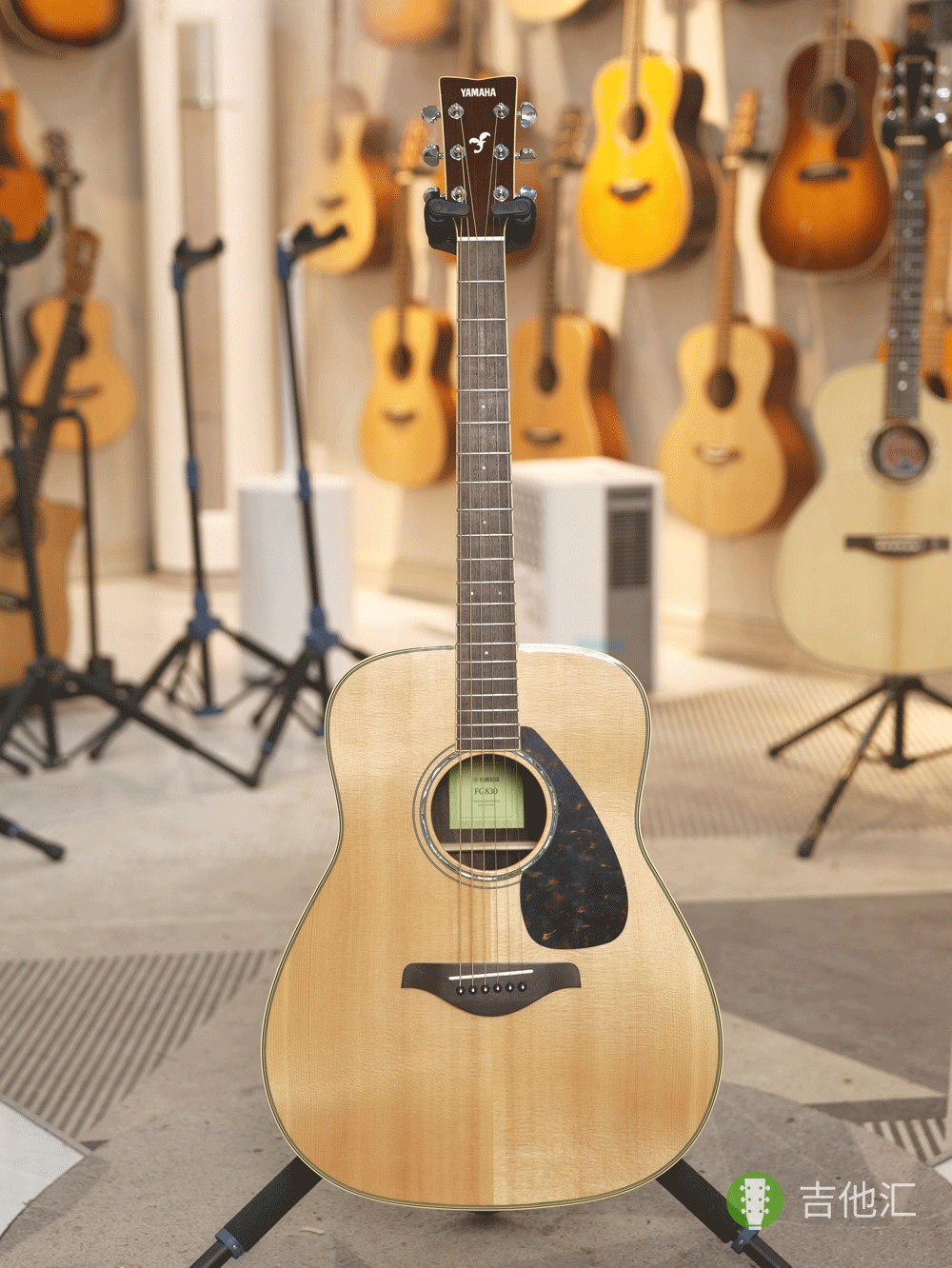 雅马哈FG830 正面实拍图