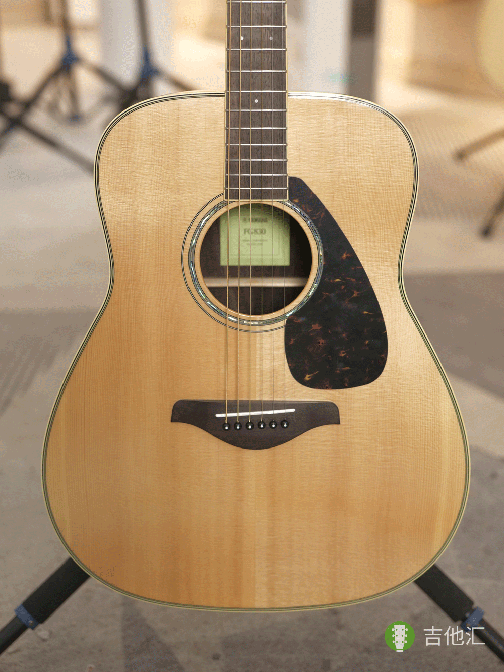 雅马哈FG830 面板实拍图