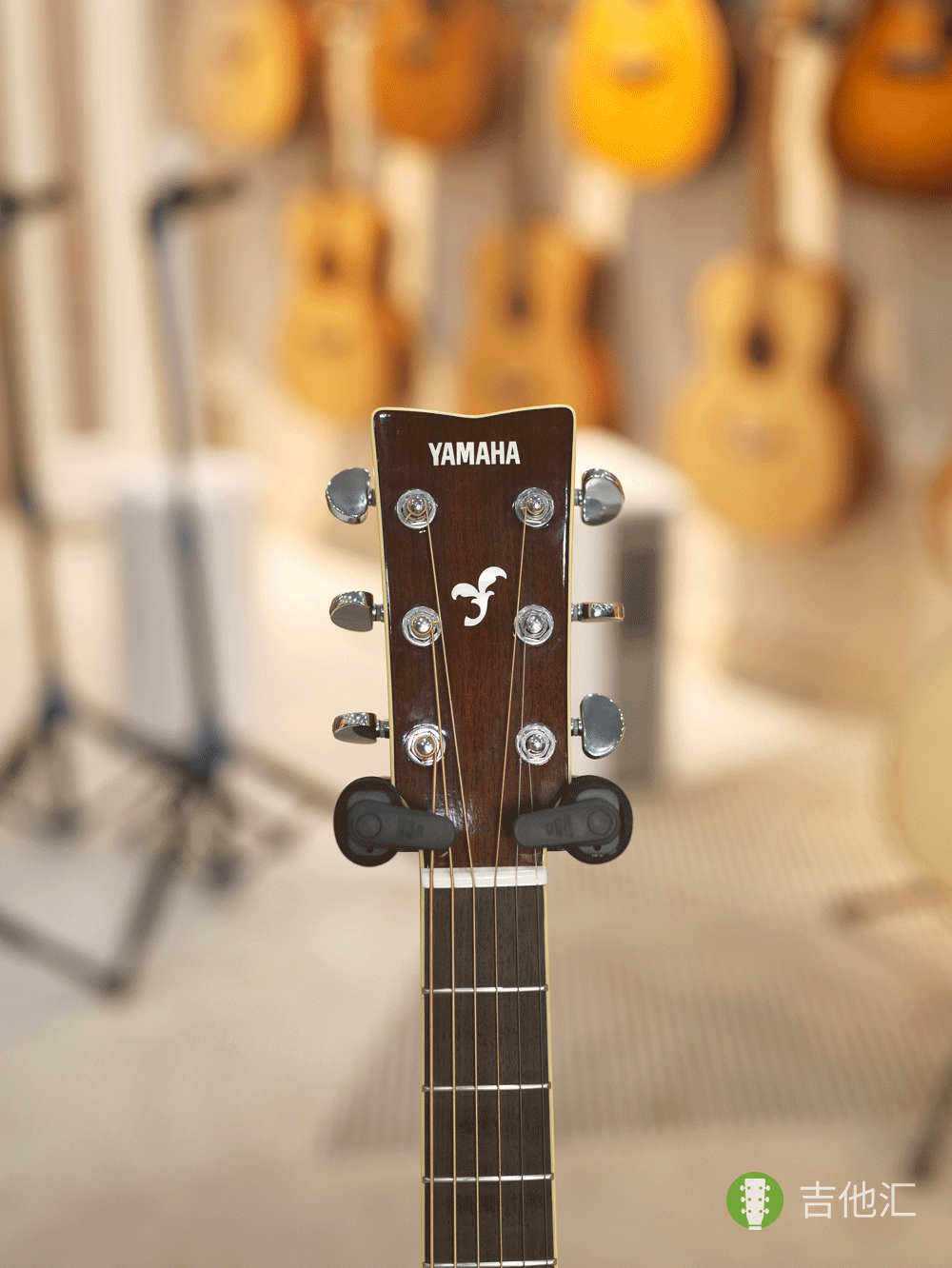 雅马哈FG830 琴头实拍图