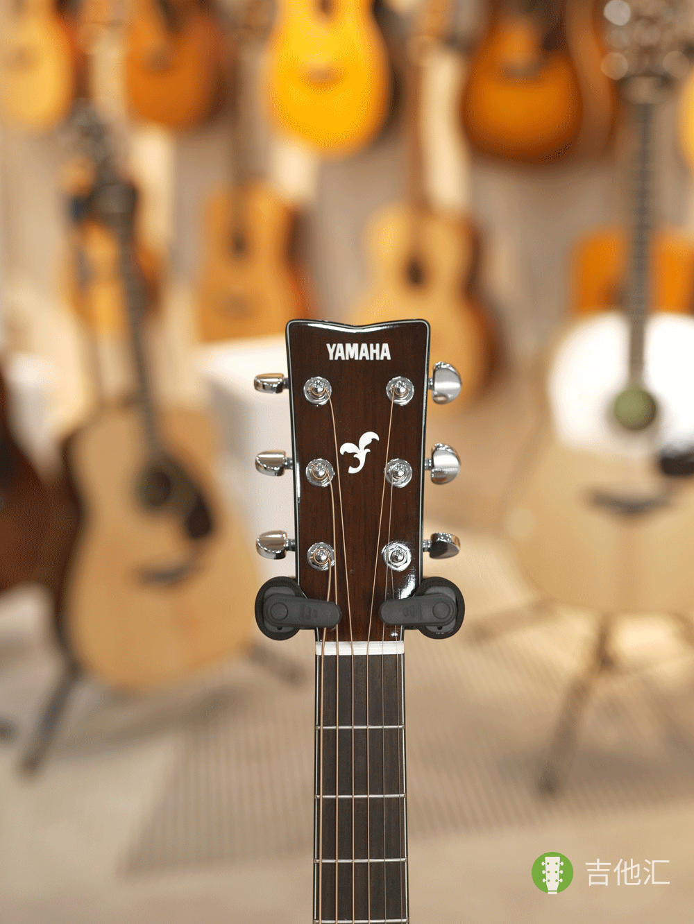 雅马哈FG850 琴头实拍图
