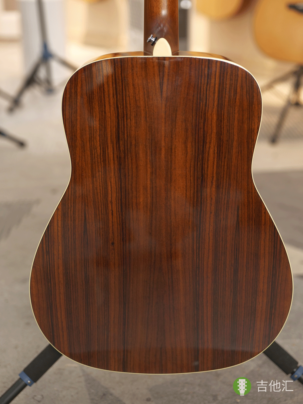 雅马哈FG830 背板实拍图