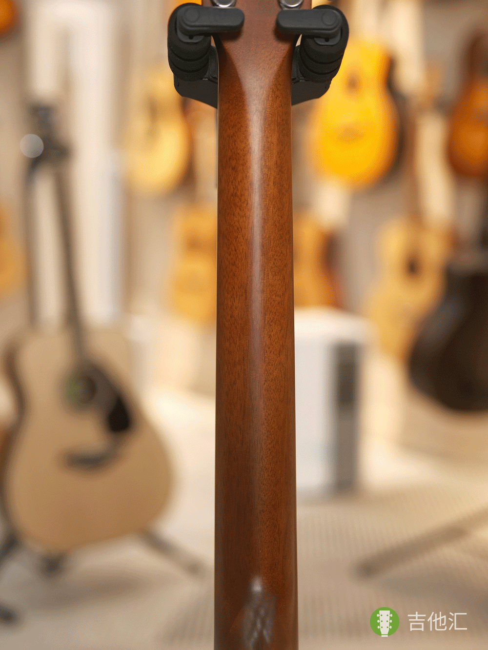 雅马哈FS830 琴颈实拍图