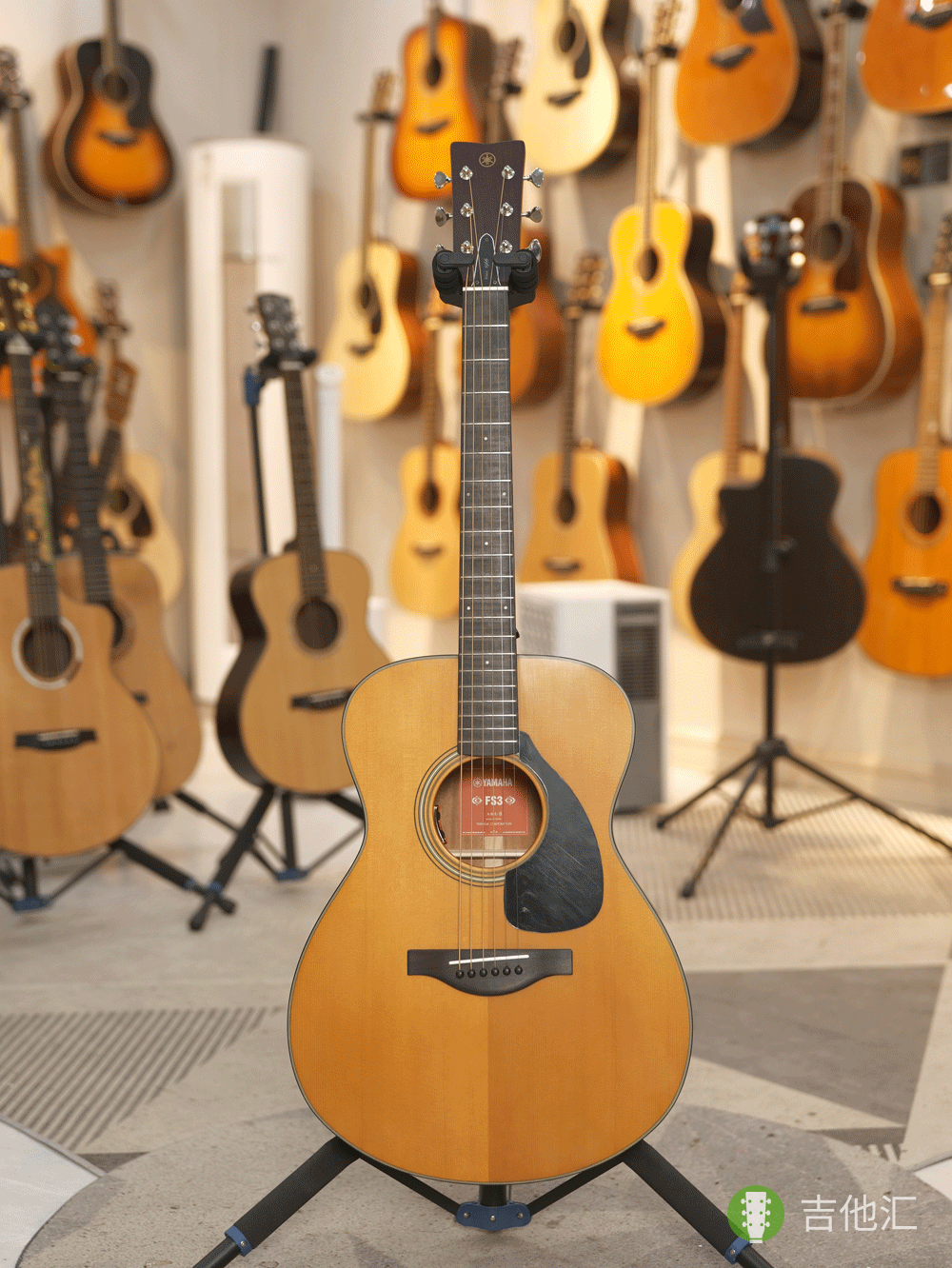 雅马哈FS3 正面实拍图