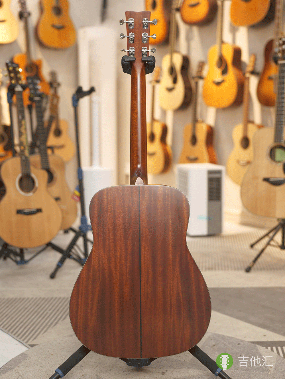 雅马哈FG3 背面实拍图