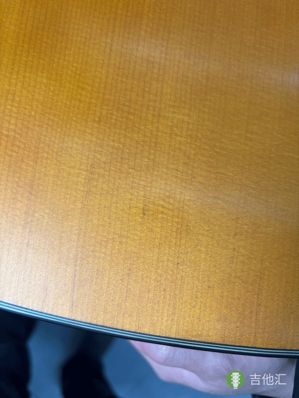 雅马哈FG3 面板磕碰实拍图