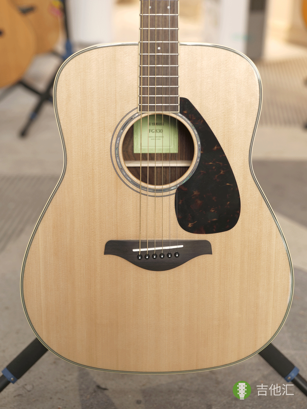 雅马哈FG830 面板实拍图